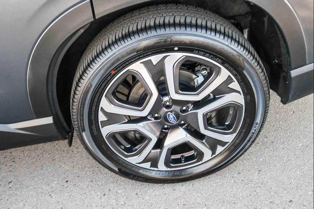 new 2025 Subaru Ascent car, priced at $50,614