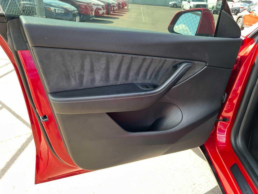 used 2021 Tesla Model Y car, priced at $27,662