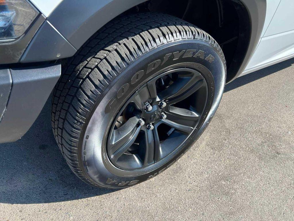 used 2022 Ram 1500 Classic car, priced at $25,878