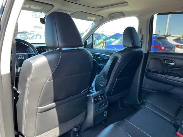 used 2022 Honda Pilot car, priced at $31,999