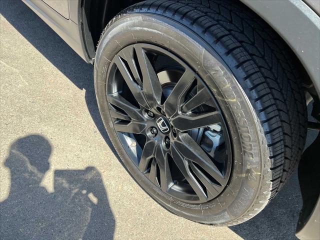 used 2022 Honda Pilot car, priced at $31,999