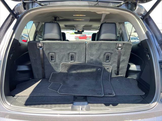 used 2022 Honda Pilot car, priced at $31,999