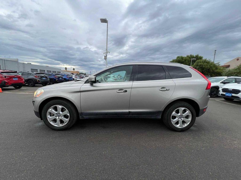 used 2013 Volvo XC60 car, priced at $9,170
