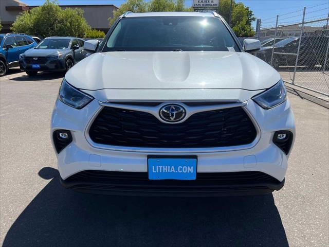 used 2021 Toyota Highlander car, priced at $32,751