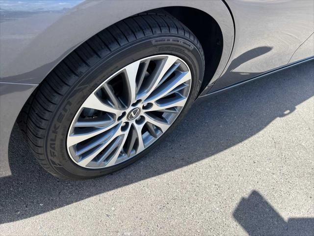 used 2019 Lexus ES 350 car, priced at $26,490
