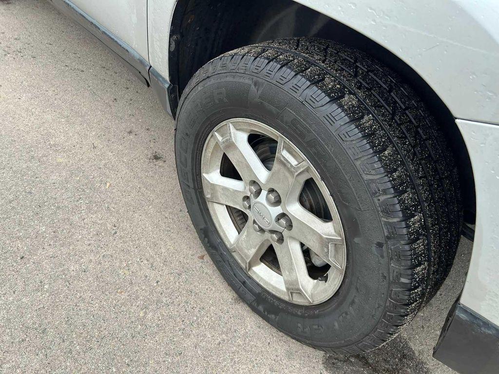 used 2015 GMC Acadia car, priced at $9,649