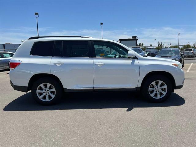 used 2013 Toyota Highlander car, priced at $12,999