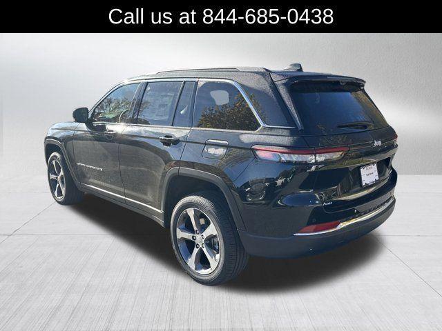 new 2025 Jeep Grand Cherokee car, priced at $42,560