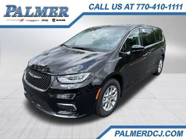 new 2024 Chrysler Pacifica car, priced at $42,795