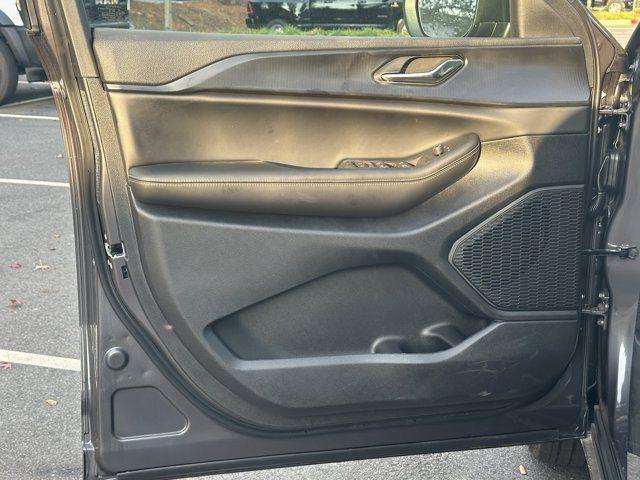 new 2025 Jeep Grand Cherokee L car, priced at $33,125