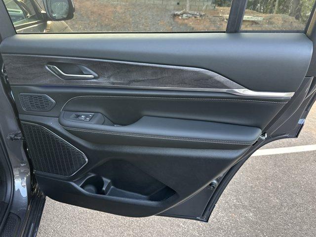 new 2025 Jeep Grand Cherokee L car, priced at $51,585