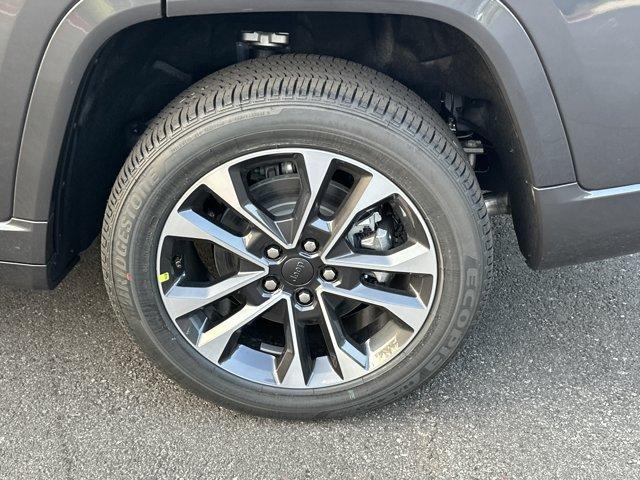 new 2025 Jeep Grand Cherokee L car, priced at $51,585