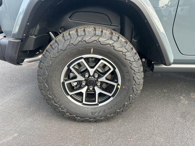 new 2025 Jeep Wrangler car, priced at $46,991