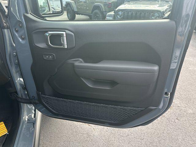 new 2025 Jeep Wrangler car, priced at $46,991