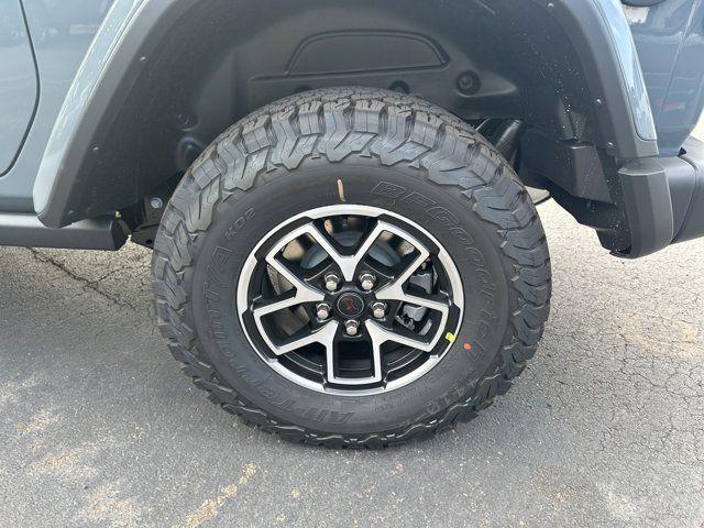 new 2025 Jeep Wrangler car, priced at $46,991