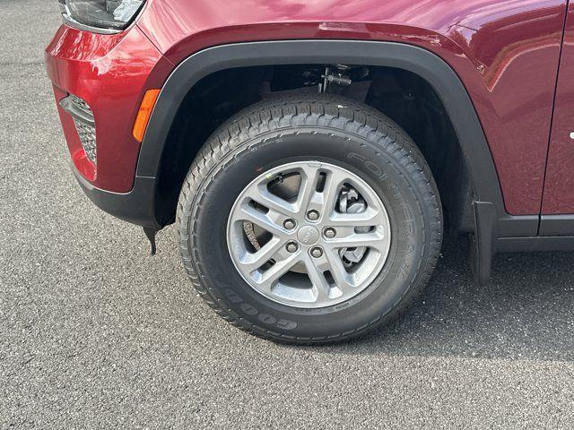 new 2025 Jeep Grand Cherokee car, priced at $29,991