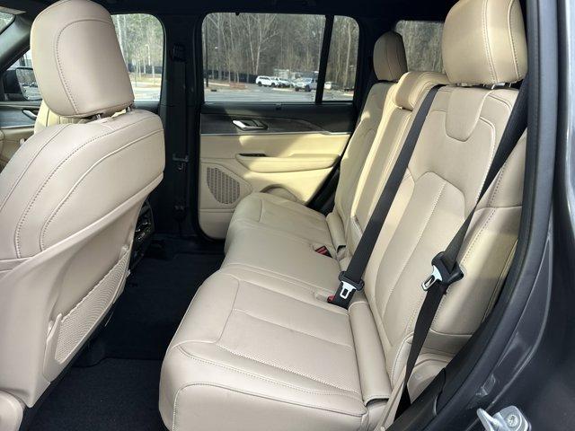 new 2025 Jeep Grand Cherokee car, priced at $44,460