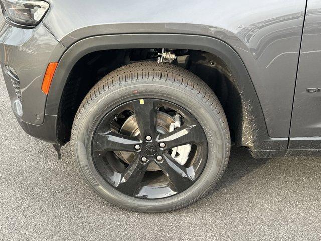 new 2025 Jeep Grand Cherokee car, priced at $44,460