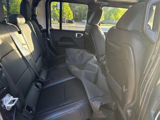 new 2025 Jeep Gladiator car, priced at $48,795