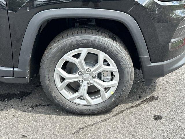 new 2024 Jeep Compass car, priced at $25,435