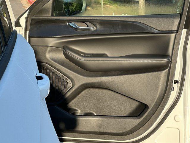 new 2025 Jeep Grand Cherokee L car, priced at $33,125