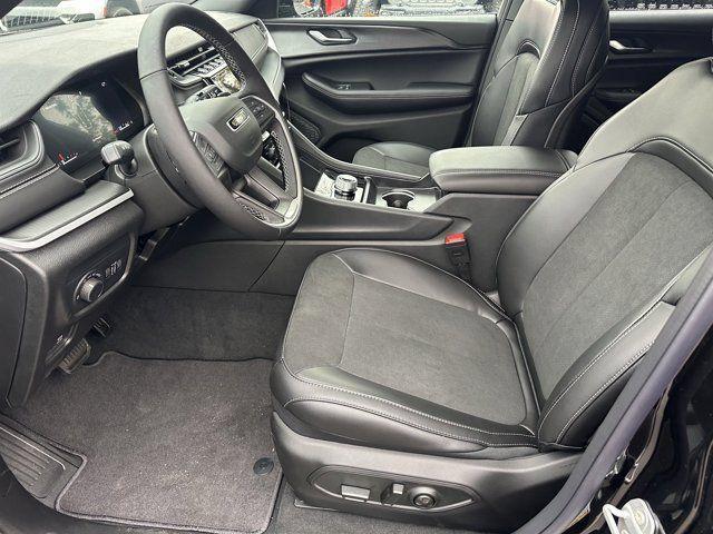 new 2025 Jeep Grand Cherokee L car, priced at $37,730