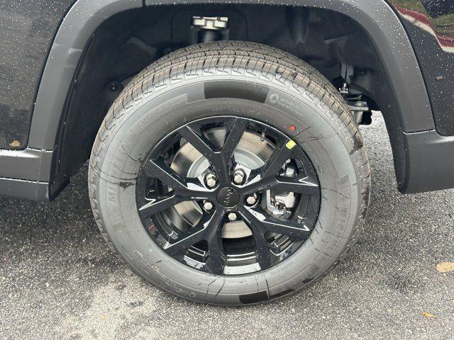 new 2025 Jeep Grand Cherokee L car, priced at $37,730