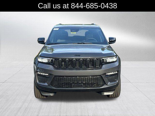 new 2025 Jeep Grand Cherokee car, priced at $41,510