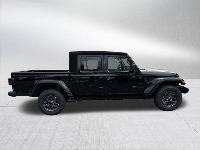 new 2024 Jeep Gladiator car, priced at $41,245