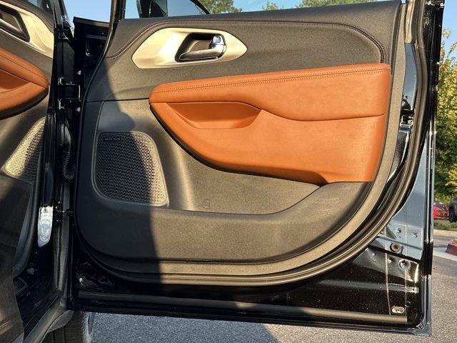 new 2026 Chrysler Pacifica car, priced at $49,635