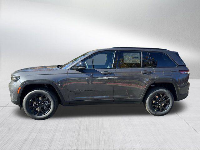 new 2025 Jeep Grand Cherokee car, priced at $37,730