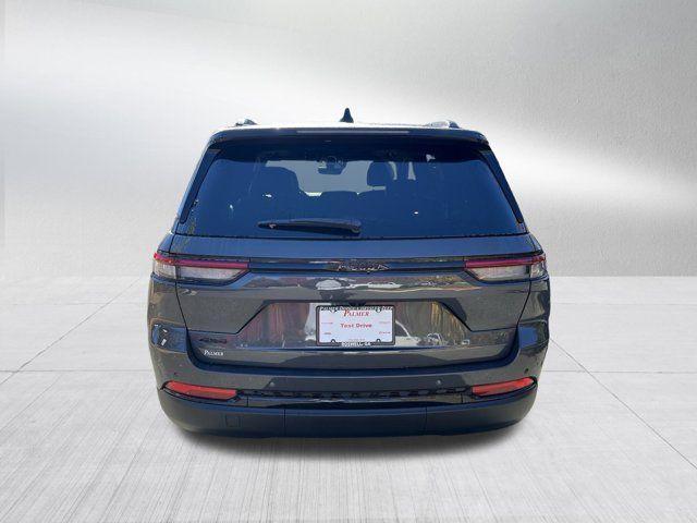 new 2025 Jeep Grand Cherokee car, priced at $37,730