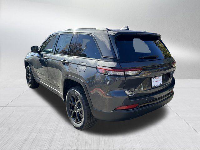 new 2025 Jeep Grand Cherokee car, priced at $37,730