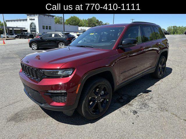 new 2024 Jeep Grand Cherokee car, priced at $45,305