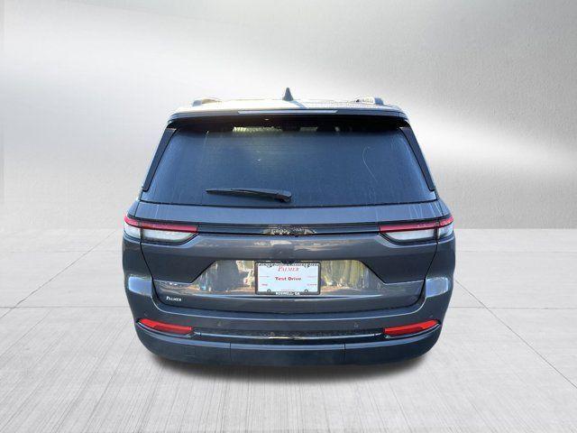 new 2025 Jeep Grand Cherokee car, priced at $37,730
