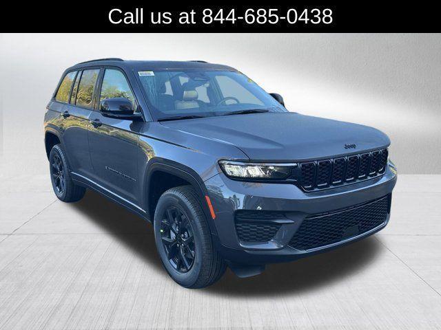 new 2025 Jeep Grand Cherokee car, priced at $37,730