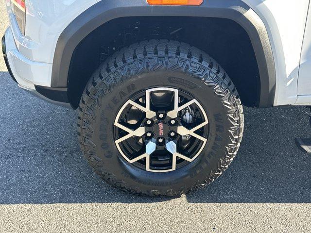 used 2024 GMC Canyon car, priced at $50,991