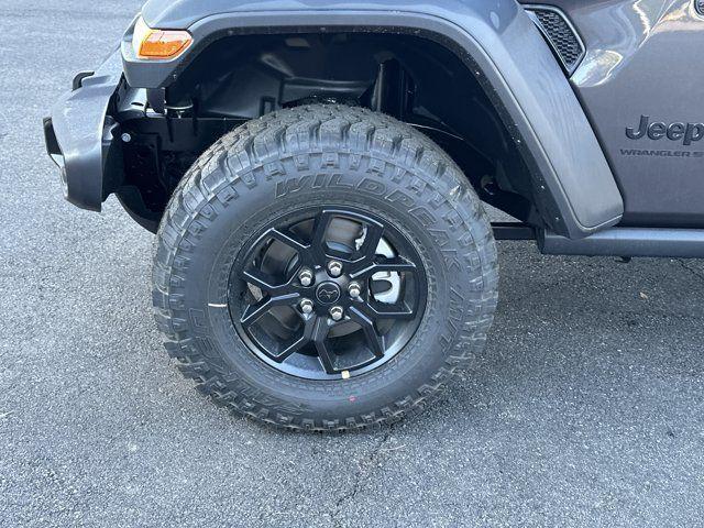new 2026 Jeep Wrangler car, priced at $43,400