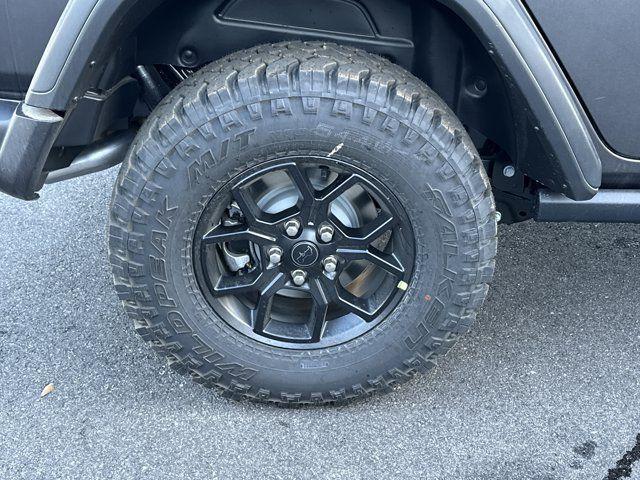 new 2026 Jeep Wrangler car, priced at $43,400