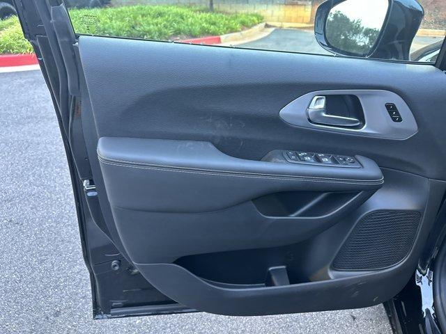 new 2026 Chrysler Pacifica car, priced at $45,660