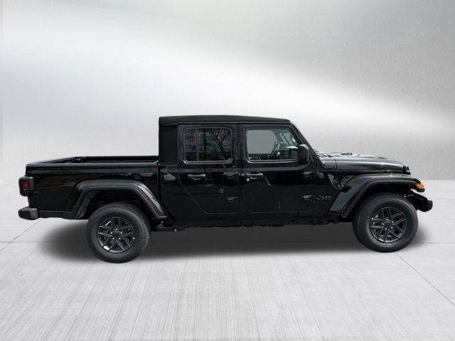 new 2024 Jeep Gladiator car, priced at $41,245