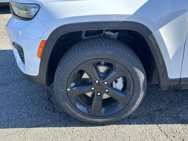 new 2025 Jeep Grand Cherokee car, priced at $49,635