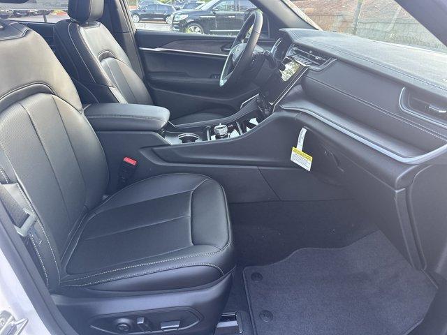 new 2025 Jeep Grand Cherokee car, priced at $46,835