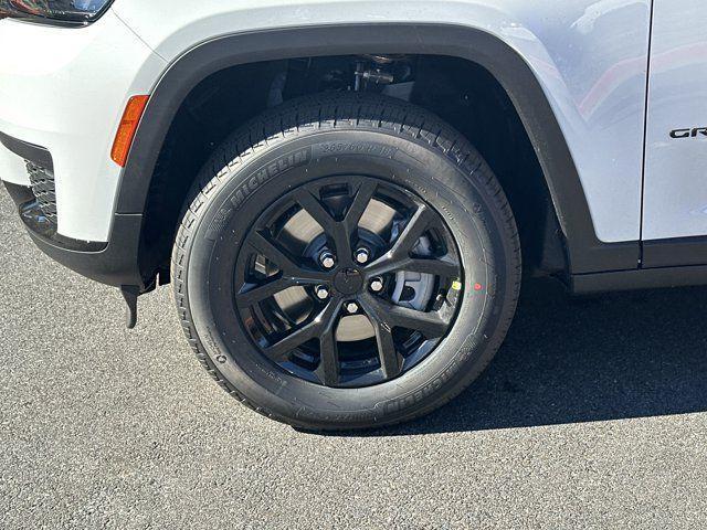 new 2025 Jeep Grand Cherokee L car, priced at $37,135