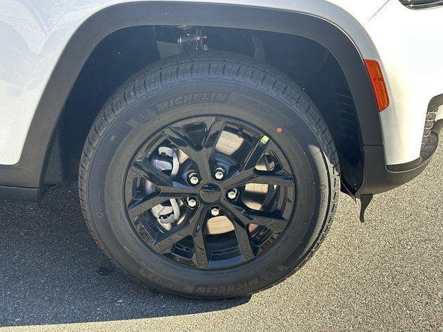 new 2025 Jeep Grand Cherokee L car, priced at $37,135