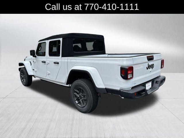 new 2024 Jeep Gladiator car, priced at $40,650