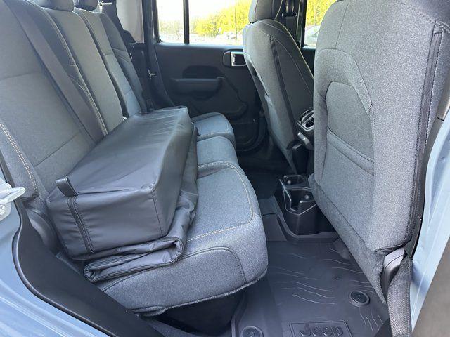 new 2025 Jeep Gladiator car, priced at $36,650