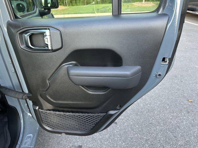 new 2025 Jeep Gladiator car, priced at $36,650