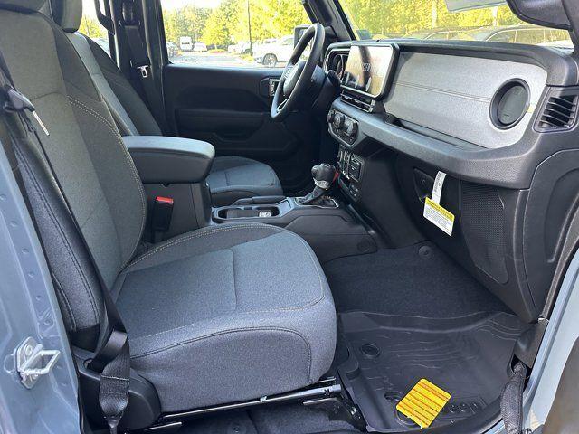 new 2025 Jeep Gladiator car, priced at $36,650