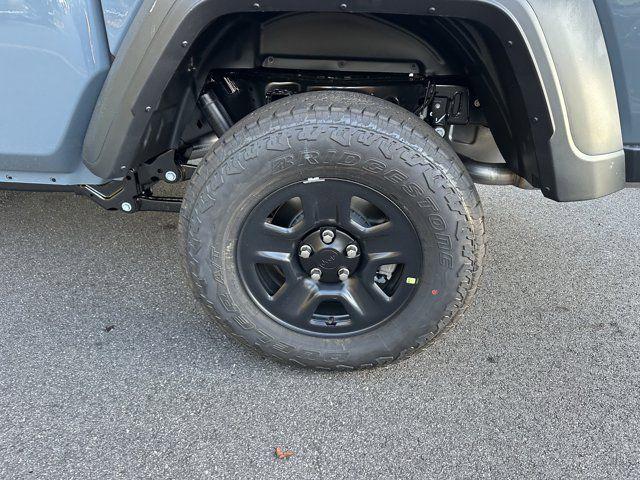 new 2025 Jeep Gladiator car, priced at $36,650